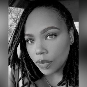 Meet your Posher, Johnetta